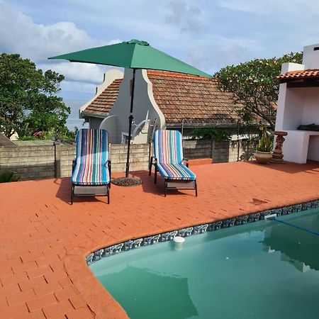 Indaba Manor On 413 Owen Ellis Dr Hotel Port Edward Buitenkant foto