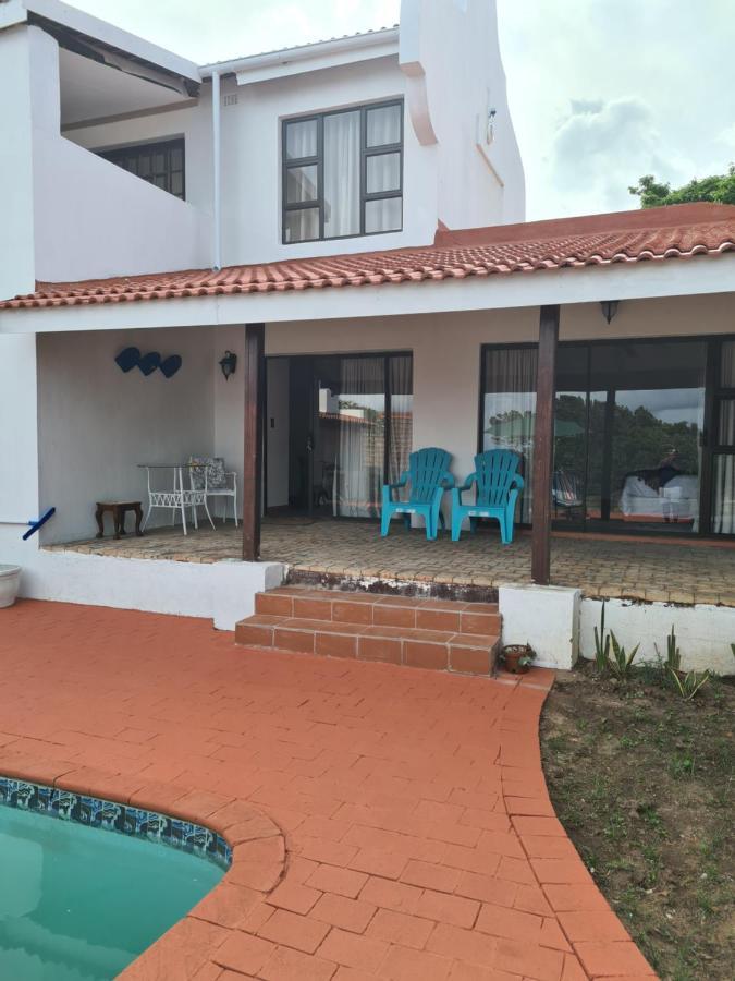 Indaba Manor On 413 Owen Ellis Dr Hotel Port Edward Buitenkant foto