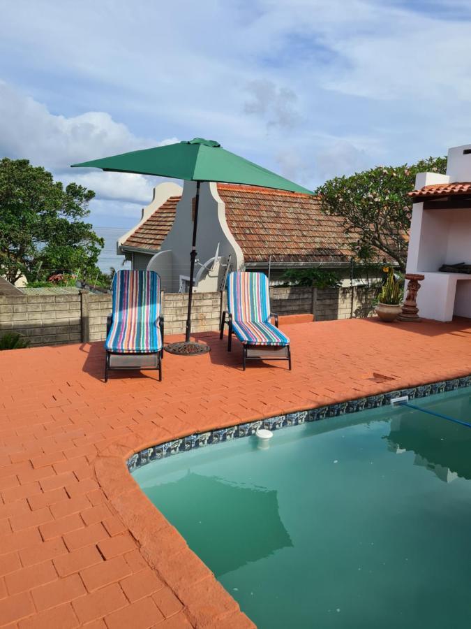 Indaba Manor On 413 Owen Ellis Dr Hotel Port Edward Buitenkant foto